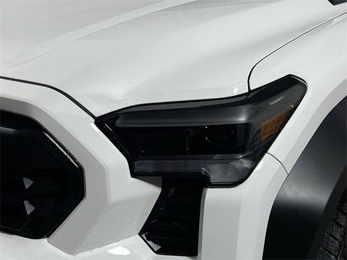 New 2025 Toyota Tacoma 4x4 Double Cab Hybrid image 8