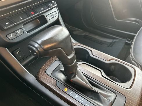 Used 2017 GMC Canyon Denali image 30