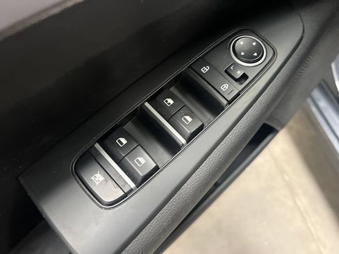 Used 2024 Kia Forte LXS FWD image 13