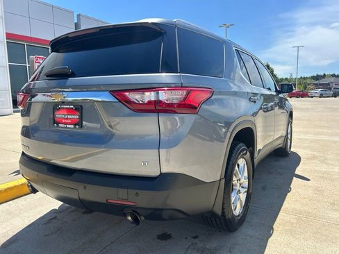 Used 2018 Chevrolet Traverse LT FWD image 10