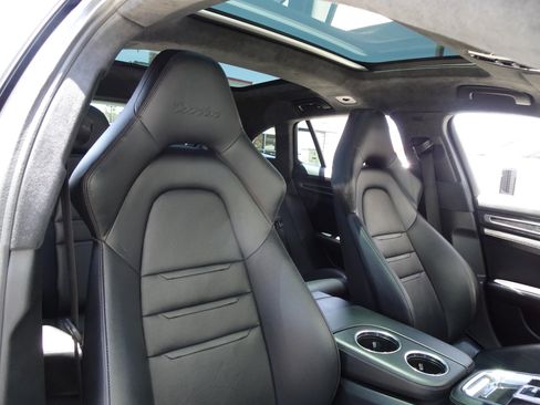 Used 2018 Porsche Panamera Turbo Sport Turismo AWD/4WD image 22