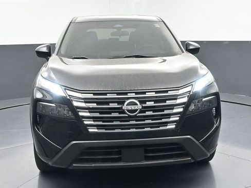 Used 2024 Nissan Rogue SV image 35