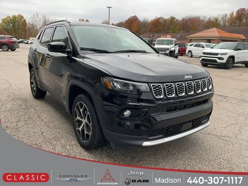 Used 2024 Jeep Compass Limited image 1