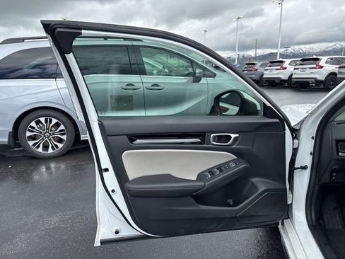 Used 2024 Honda Civic EX-L image 9