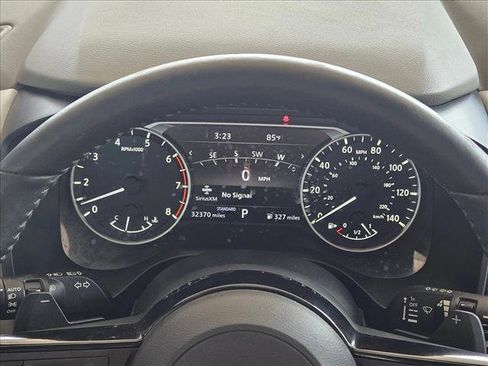 Used 2021 Nissan Rogue SL w/ Premium Package FWD image 11