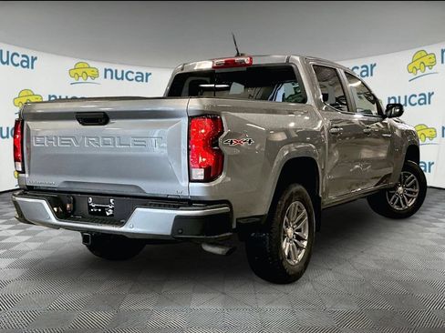 Used 2023 Chevrolet Colorado LT w/ LT Convenience Package II AWD/4WD image 6