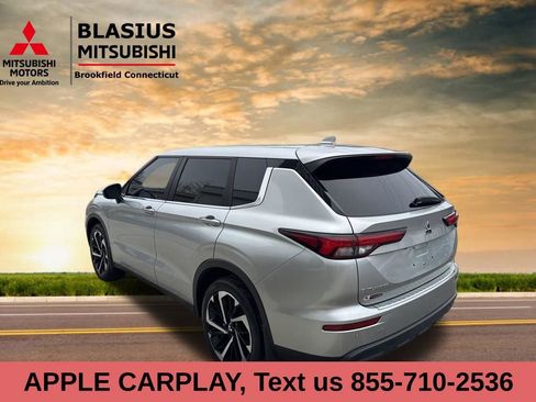 Used 2022 Mitsubishi Outlander ES image 5