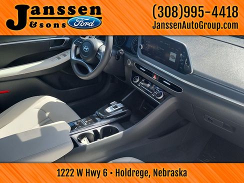 Used 2023 Hyundai Sonata SEL FWD image 8