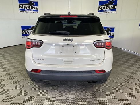 Used 2018 Jeep Compass Limited w/ Navigation Group AWD/4WD image 17