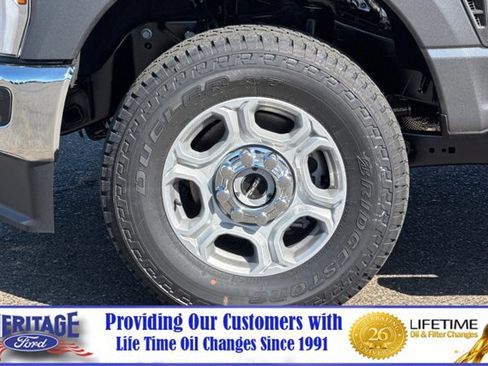 New 2026 Ford F250 XLT w/ FX4 Off-Road Package AWD/4WD image 23