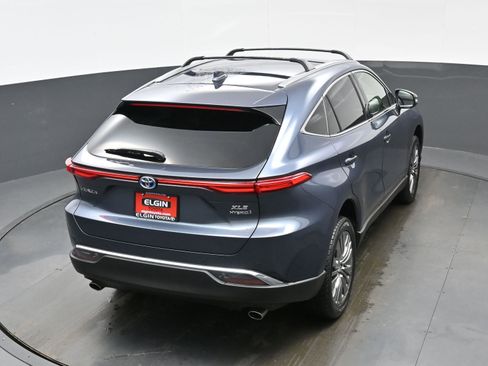 Used 2022 Toyota Venza XLE image 41