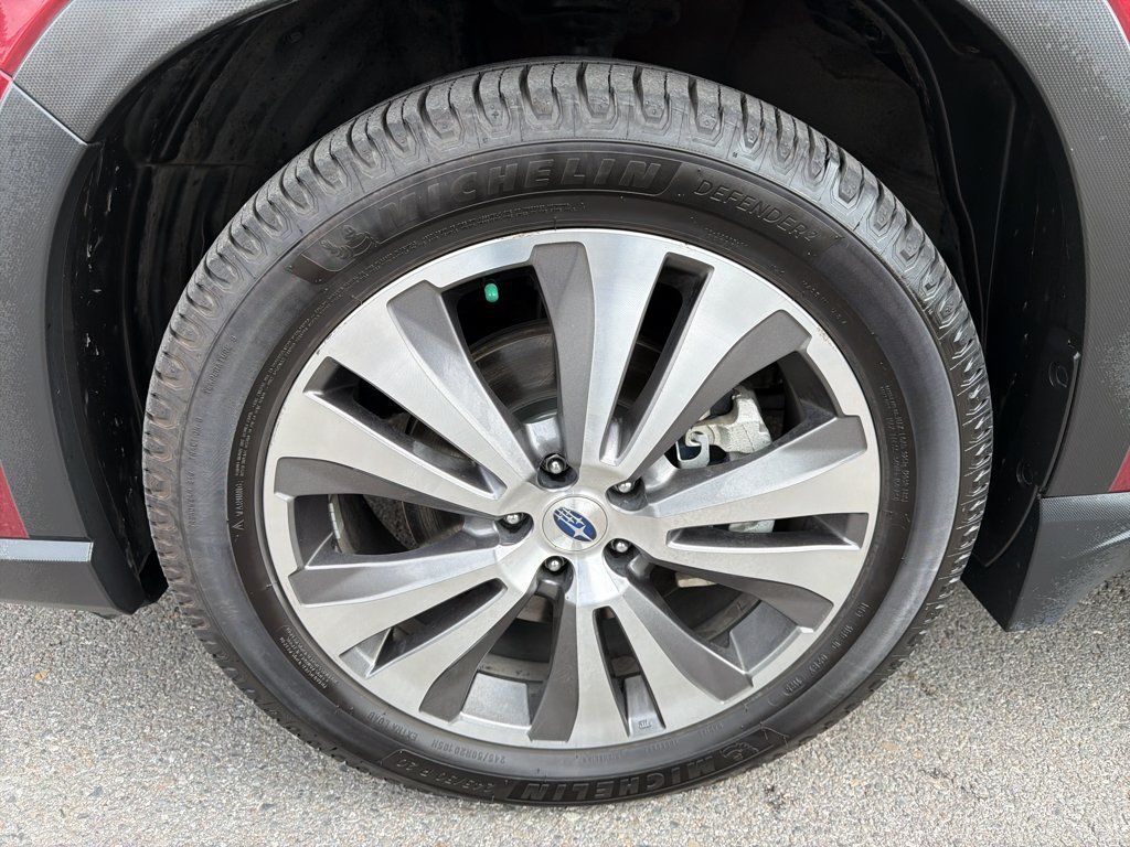 Used 2022 Subaru Ascent Touring AWD/4WD image 9