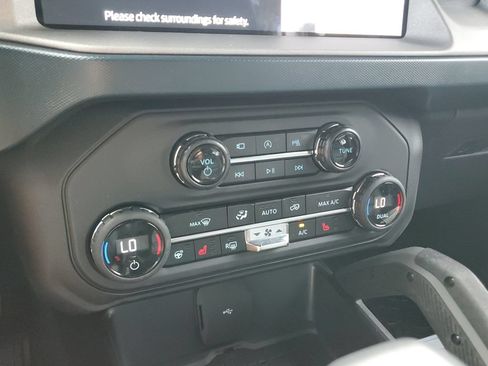 Used 2024 Ford Bronco Outer Banks AWD/4WD image 29