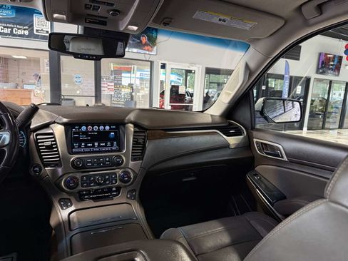 Used 2019 GMC Yukon Denali w/ Open Road Package AWD/4WD image 24