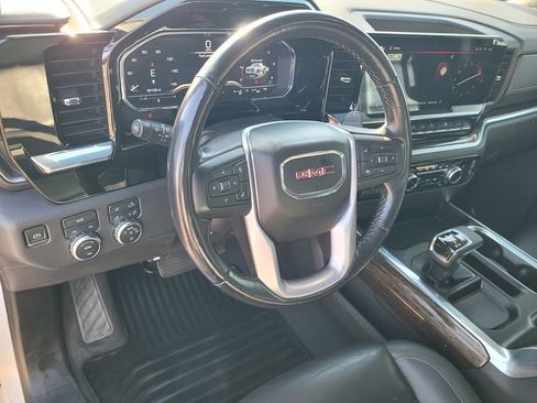 Used 2022 GMC Sierra 1500 Elevation w/ Elevation Premium Package AWD/4WD image 26