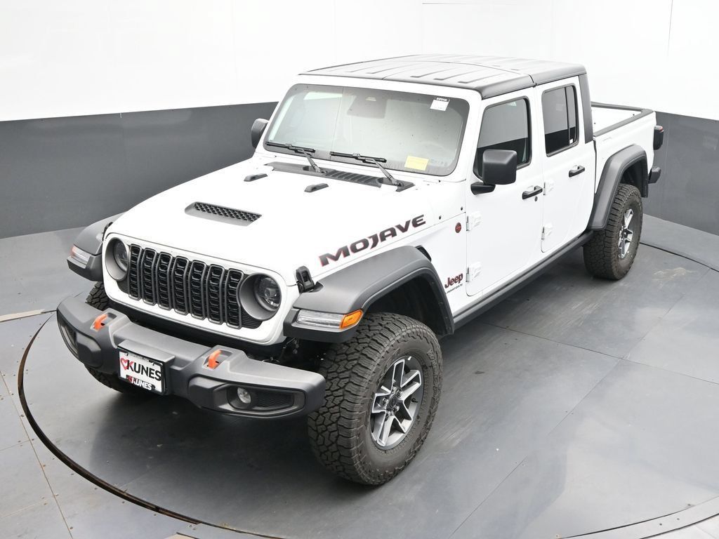 Used 2026 Jeep Gladiator Mojave AWD/4WD image 35