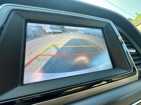 Used 2018 Hyundai Sonata SE w/ Cargo Package FWD image 31