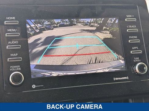 Used 2021 Toyota Camry SE w/ Carpet Mat Package (TMS) image 18