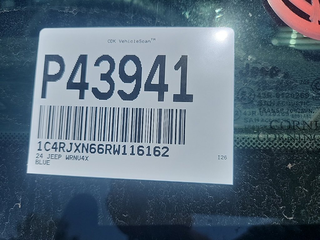 Used 2024 Jeep Wrangler Unlimited AWD/4WD image 4