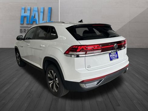 New 2026 Volkswagen Atlas Cross Sport SE image 3