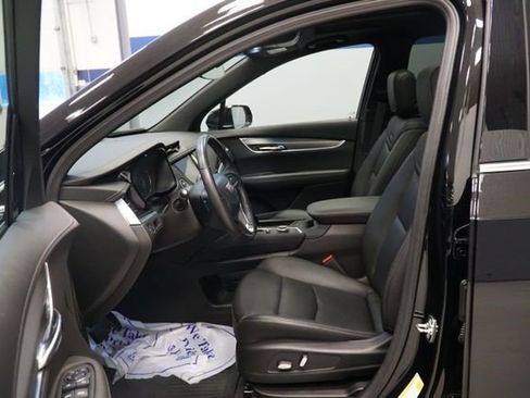 Certified 2024 Cadillac XT6 Luxury w/ LPO, Floor Liner Package AWD/4WD image 18