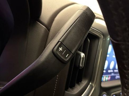 Used 2021 Chevrolet Silverado 1500 LTZ w/ Z71 Off-Road Package image 26