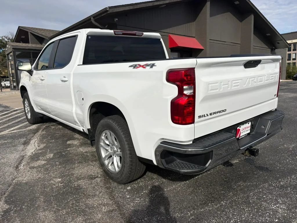 Used 2021 Chevrolet Silverado 1500 LT w/ Bed Protection Package AWD/4WD image 3