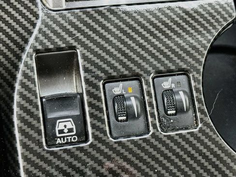 Used 2021 Toyota 4Runner SR5 Premium w/ Moonroof Package AWD/4WD image 21