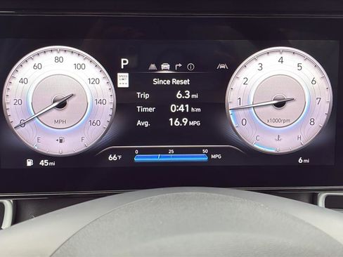 New 2026 Hyundai Elantra Limited FWD image 25