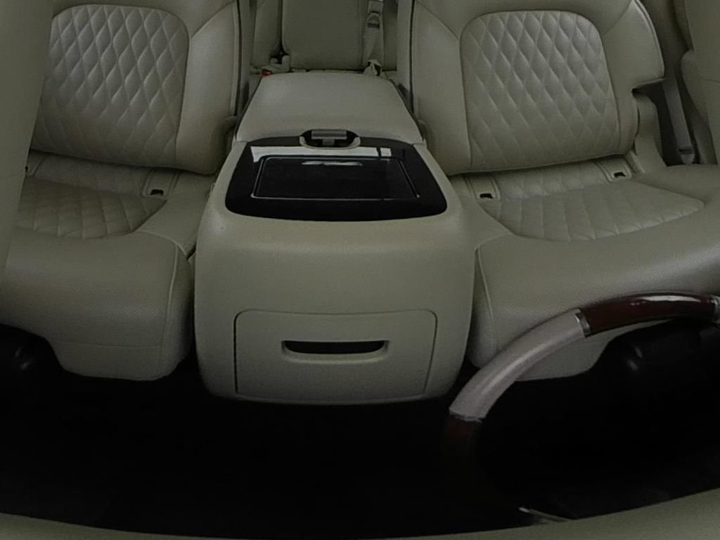 Used 2019 INFINITI QX80 Luxe w/ 22" Wheel Package RWD image 13