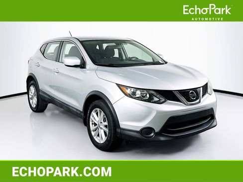 Used 2018 Nissan Rogue Sport S w/ S Appearance Package image 1