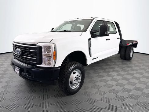 Used 2023 Ford F350 XL w/ Snow Plow Prep Package AWD/4WD image 3
