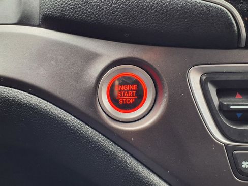Certified 2022 Honda Pilot Special Edition image 11