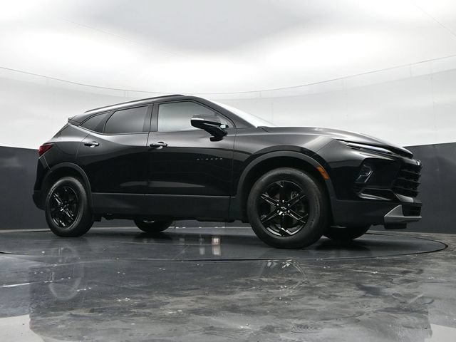 Used 2023 Chevrolet Blazer LT w/ Midnight/Sport Edition AWD/4WD image 39