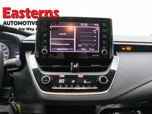 Used 2022 Toyota Corolla LE image 12