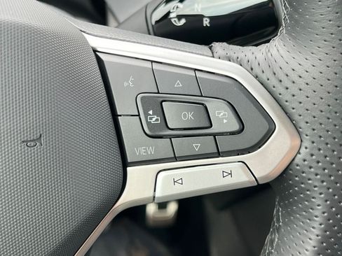 New 2026 Volkswagen Tiguan SE R-Line AWD/4WD image 21
