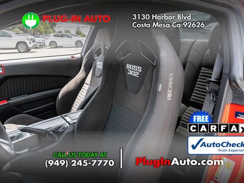 Used 2012 Ford Mustang Boss 302 w/ Boss 302 Accessory Pkg RWD image 9