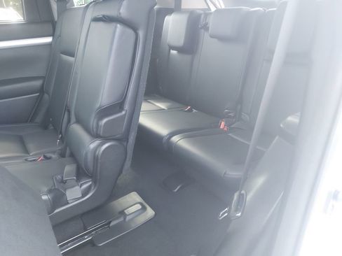 Used 2015 Toyota Highlander XLE AWD/4WD image 35