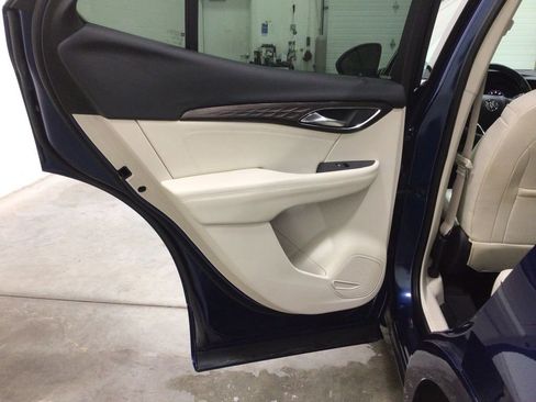 Used 2023 Buick Envision Avenir image 20