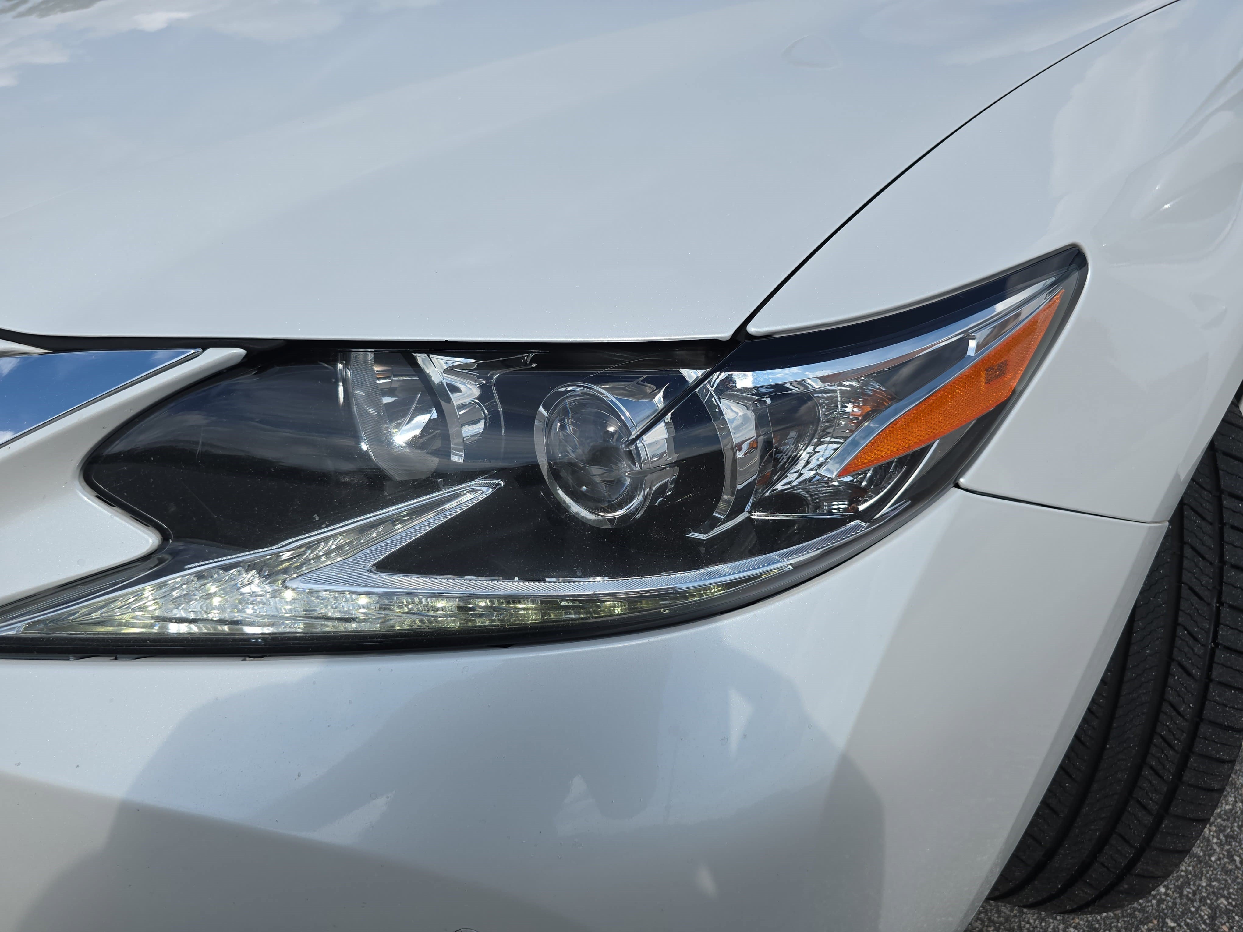 Used 2017 Lexus ES 350 w/ Premium Package FWD image 32