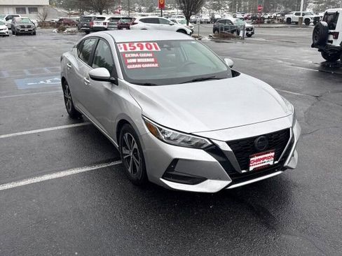 Used 2022 Nissan Sentra SV image 4
