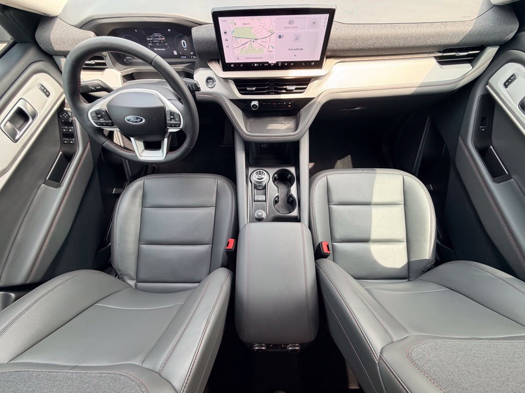 New 2026 Ford Explorer Active w/ Active Comfort Package AWD/4WD image 16
