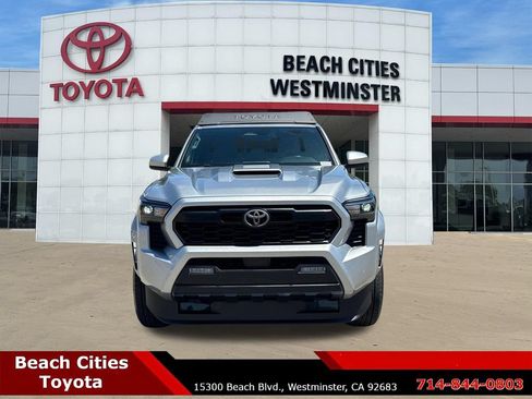 Certified 2024 Toyota Tacoma TRD Sport w/ TRD Sport Upgrade Package AWD/4WD image 4