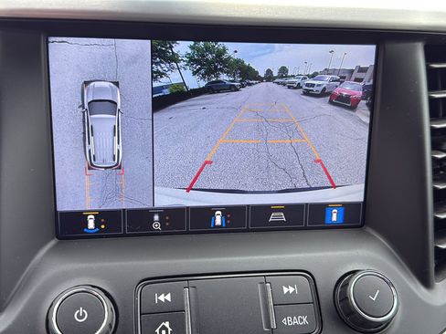 Used 2021 GMC Acadia SLT w/ Premium Package FWD image 21