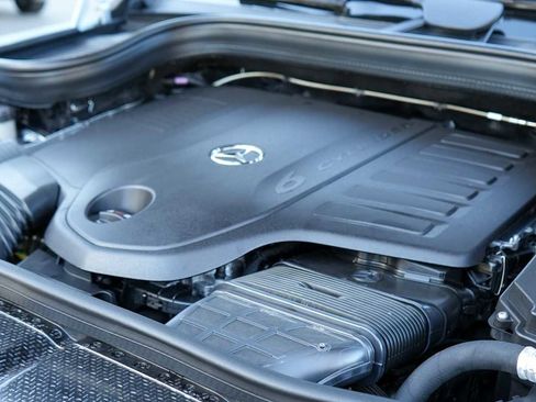 New 2026 Mercedes-Benz GLS 450 4MATIC image 21