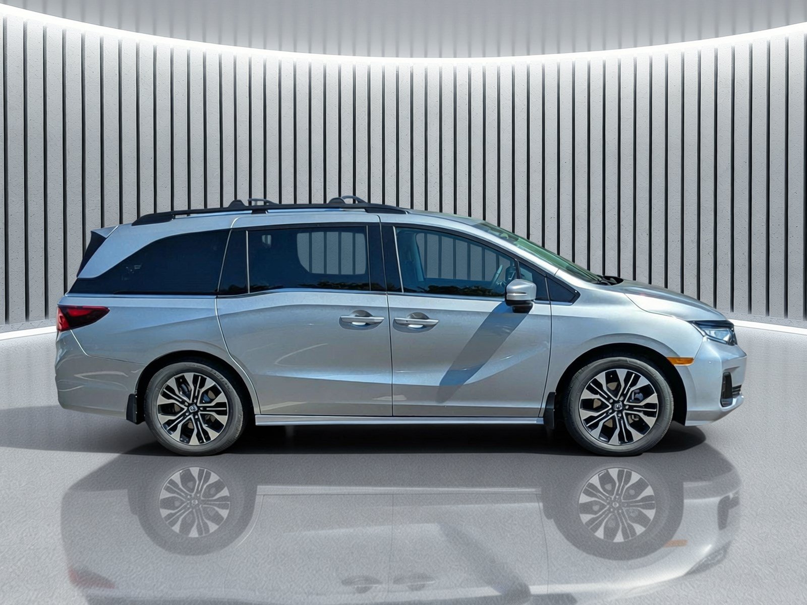 New 2027 Honda Odyssey Elite image 3