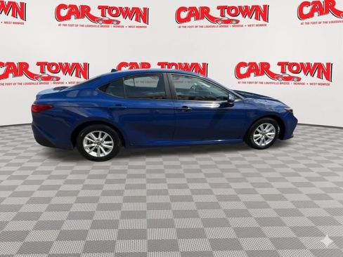 Used 2025 Toyota Camry LE FWD image 9