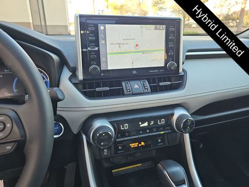 Used 2021 Toyota RAV4 Limited AWD/4WD image 20