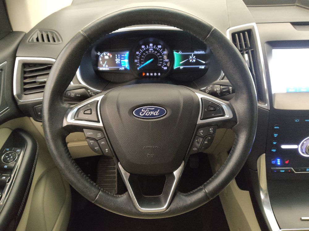 Used 2020 Ford Edge Titanium w/ Equipment Group 301A FWD image 22