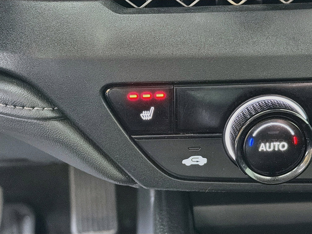 Used 2025 Honda Accord SE image 39